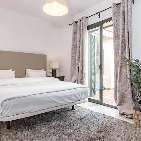 Hp1c25 - Family-friendly And Well Connected Apartment Marbella