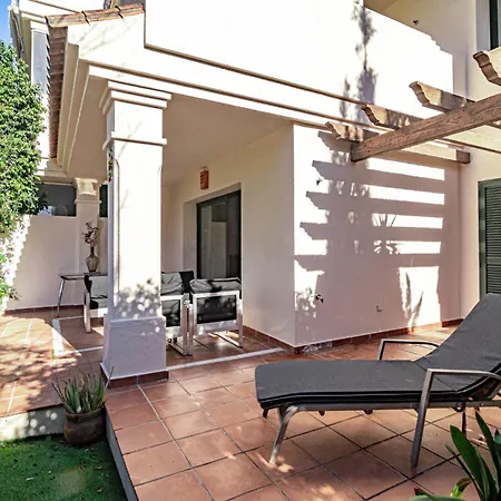Hp1c25 - Family-friendly And Well Connected Apartment
